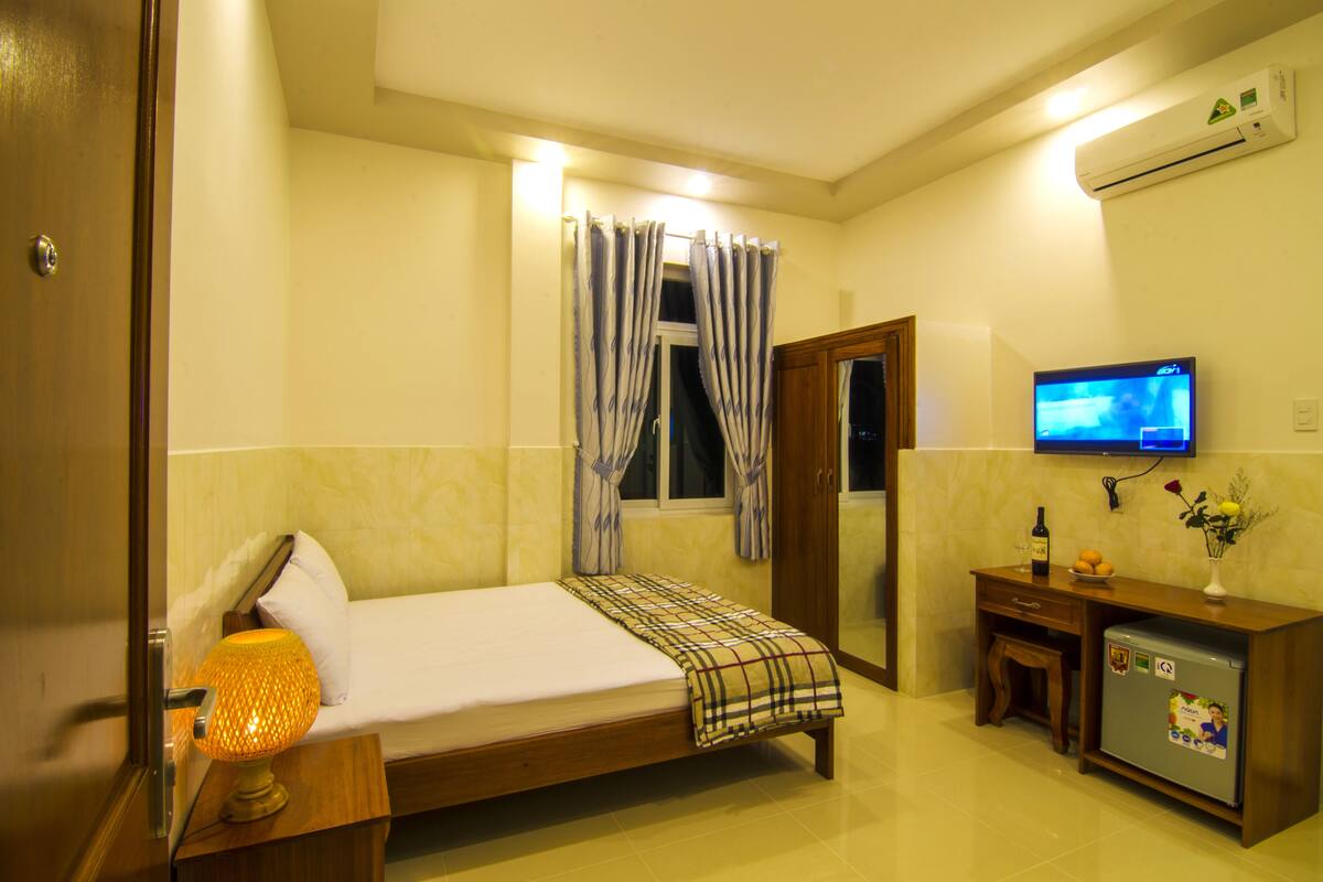 Double Room | Bar mini, meja, Wi-fi percuma 