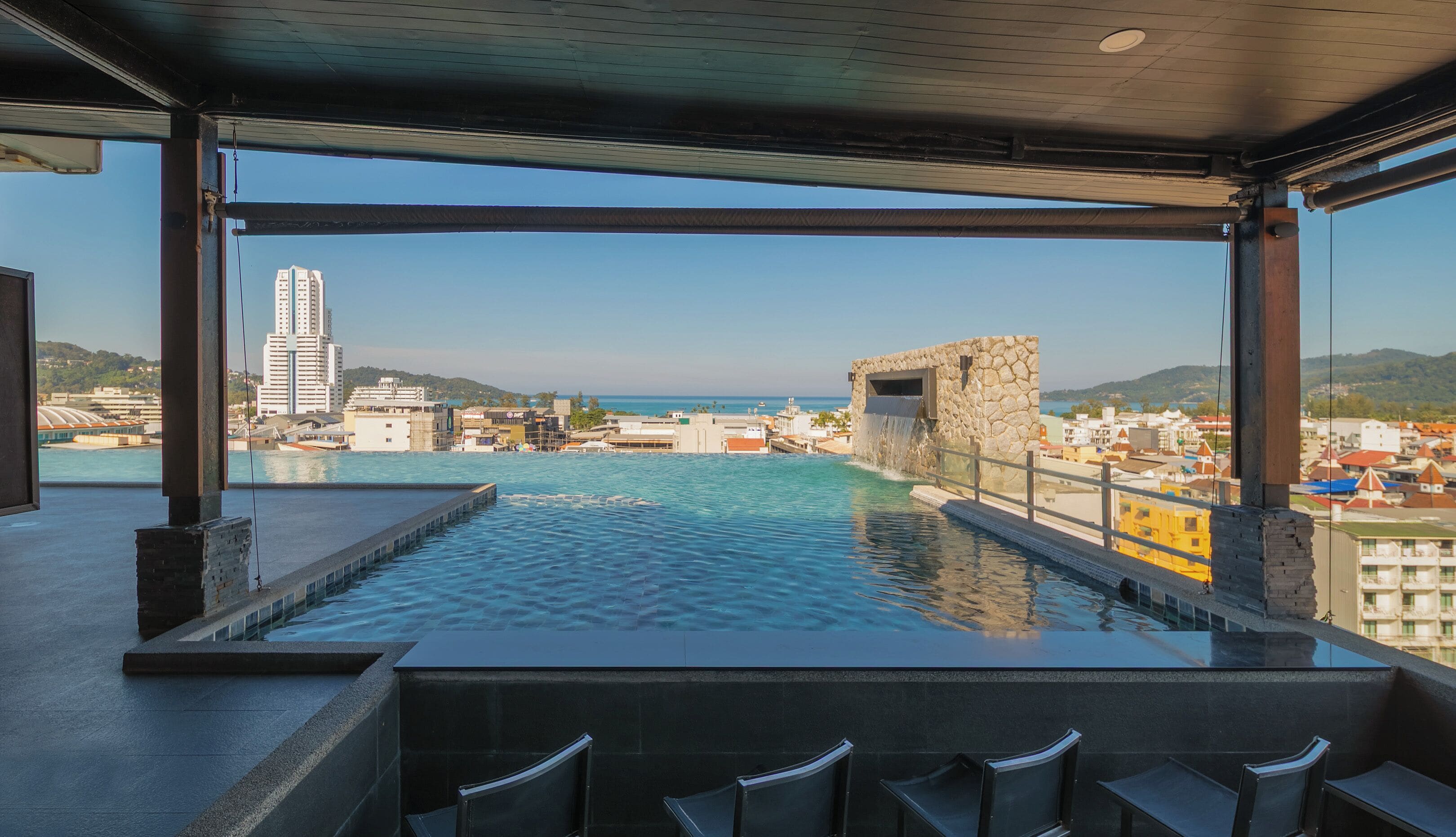 Outdoor pool, pool loungers