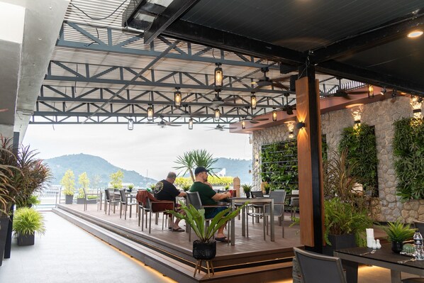 Breakfast, lunch, dinner served; international cuisine  - The Gig Hotel (Patong)