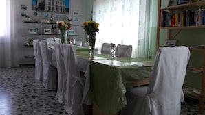 Breakfast area - Travellers Lodge B&B (Treviso)