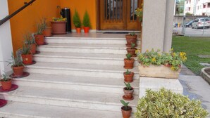 Property entrance - Travellers Lodge B&B (Treviso)