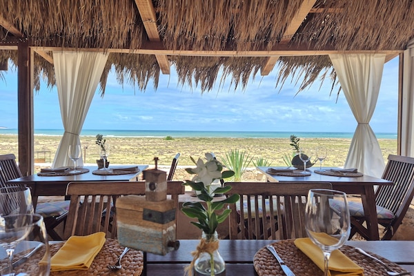 Breakfast, lunch, dinner served; Mediterranean cuisine, sea views