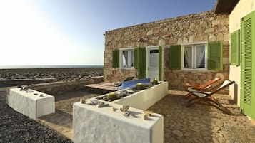 Deluxe Villa | Terrace/patio