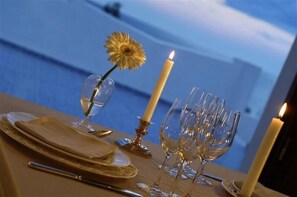 Mittagessen, Abendessen, lokale Küche, Blick auf den Strand 