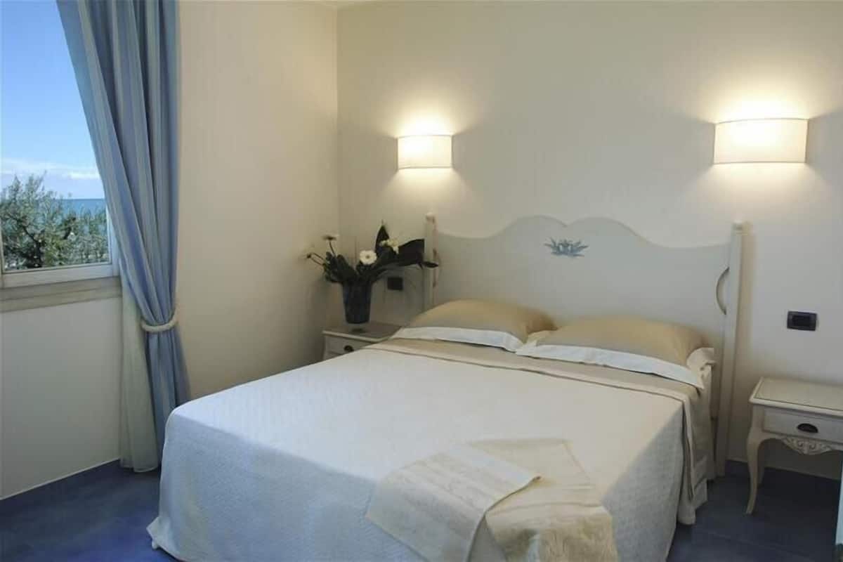 1 Schlafzimmer, hochwertige Bettwaren, Minibar, Zimmersafe