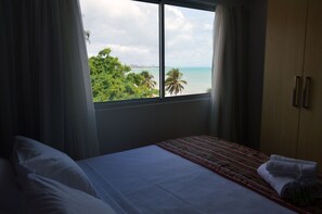 Minibar, desk, free WiFi, bed sheets - Val Atlantic Hotel (João Pessoa)