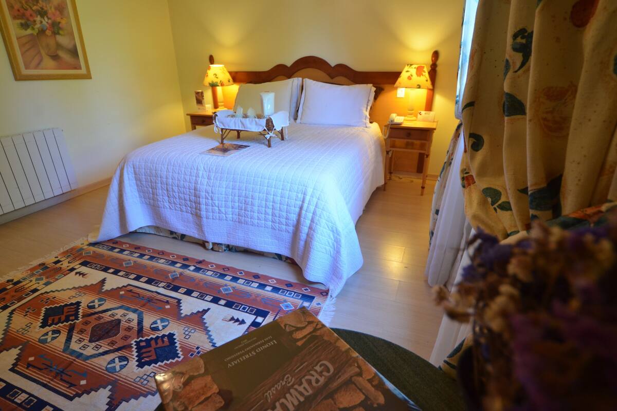 Minibar, in-room safe, individually decorated, blackout curtains
