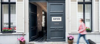 Ganda Rooms & Suites