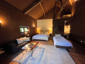 Suite (Pool) | Premium bedding, minibar, in-room safe, individually decorated