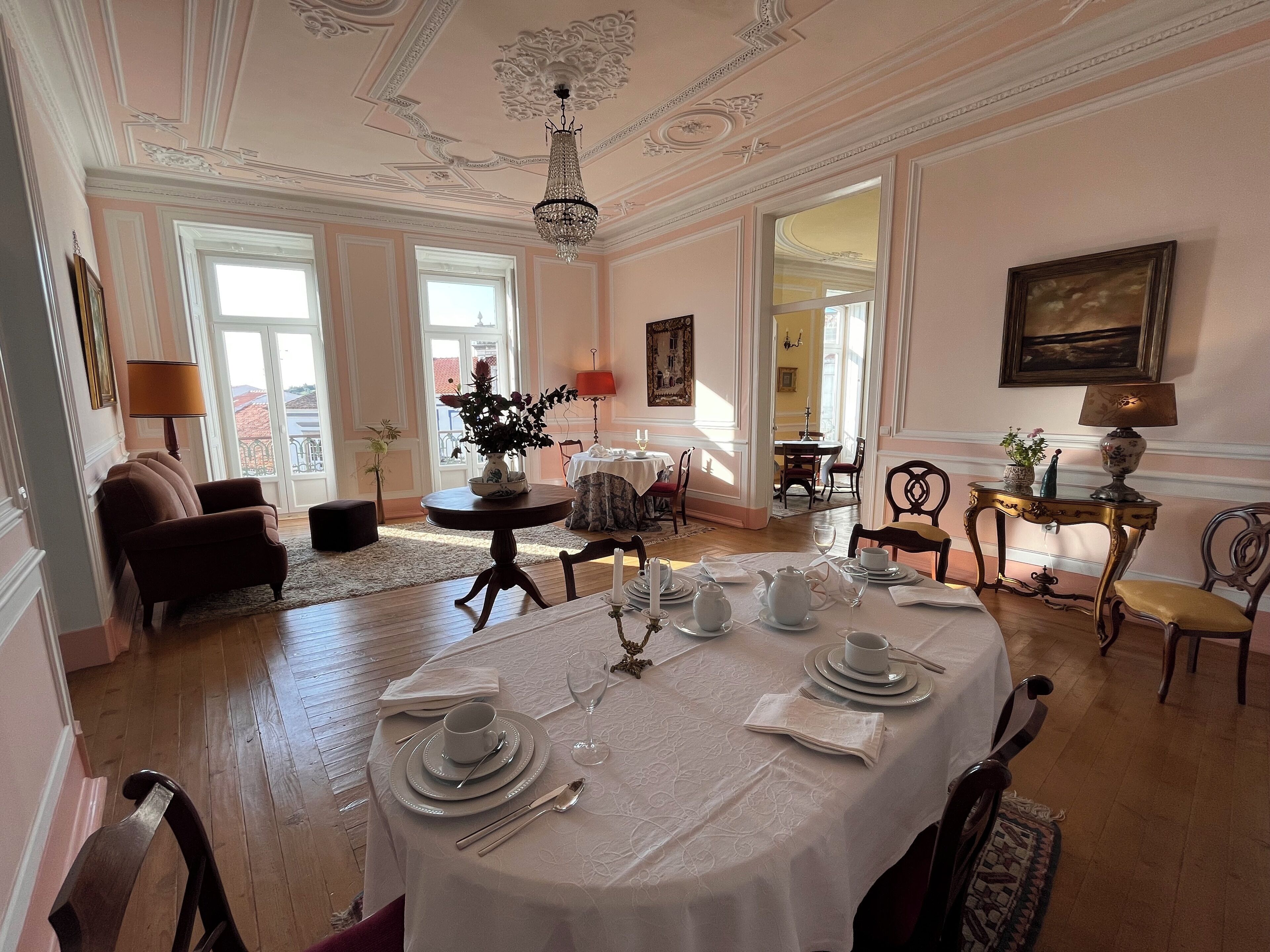 Breakfast area
