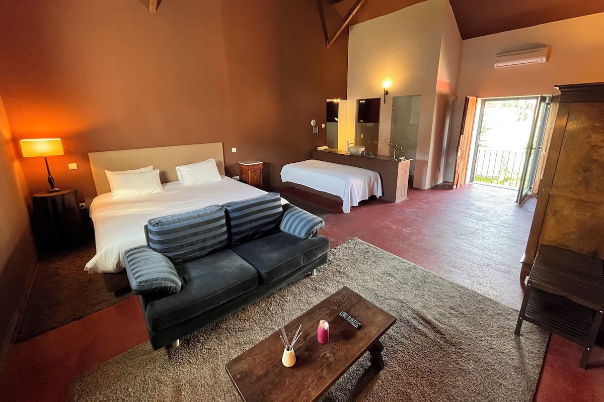 Suite Castle Extra Bed | Ropa de cama de alta calidad y minibar