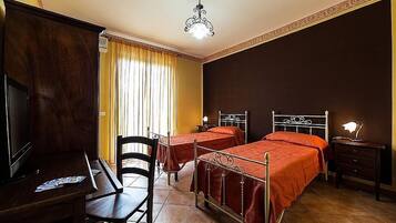 Doppel- oder Zweibettzimmer, Balkon | Ausblick vom Zimmer