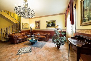 Sala de estar en el lobby