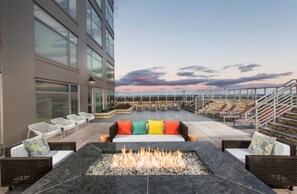 Terrace/patio - Bridgestreet the View at Liberty Center (Arlington)