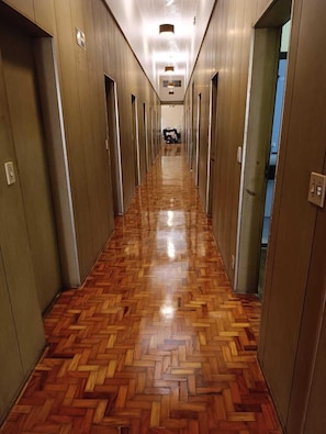 Departamento básico | Minibar, escritorio, cortinas blackout y wifi gratis