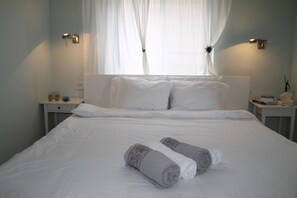 5 chambres, literie de qualité supérieure, fer et planche à repasser
