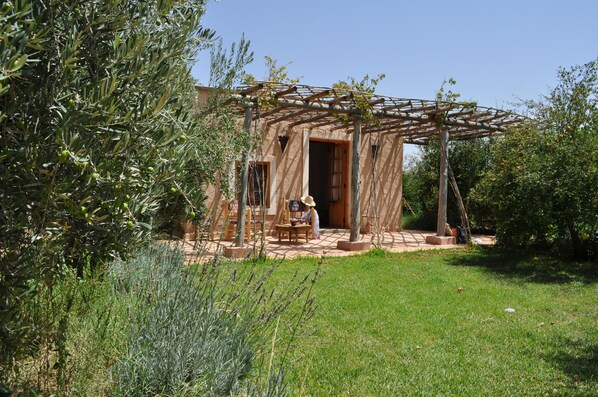 Cottage (2 persons) | Property grounds