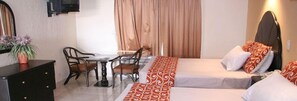 Iron/ironing board, rollaway beds, free WiFi, bed sheets - Hotel Yori (Cajeme)