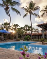 Outdoor pool, pool umbrellas, sun loungers