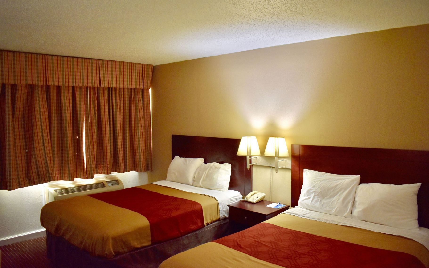 Desk, cots/infant beds, free WiFi, bed sheets