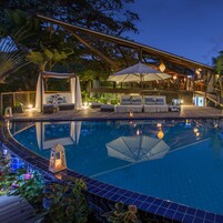 Outdoor pool, pool umbrellas, sun loungers