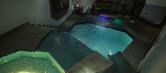 地中海汽車旅館