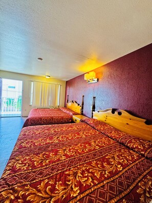 Standard Room, 2 King Beds