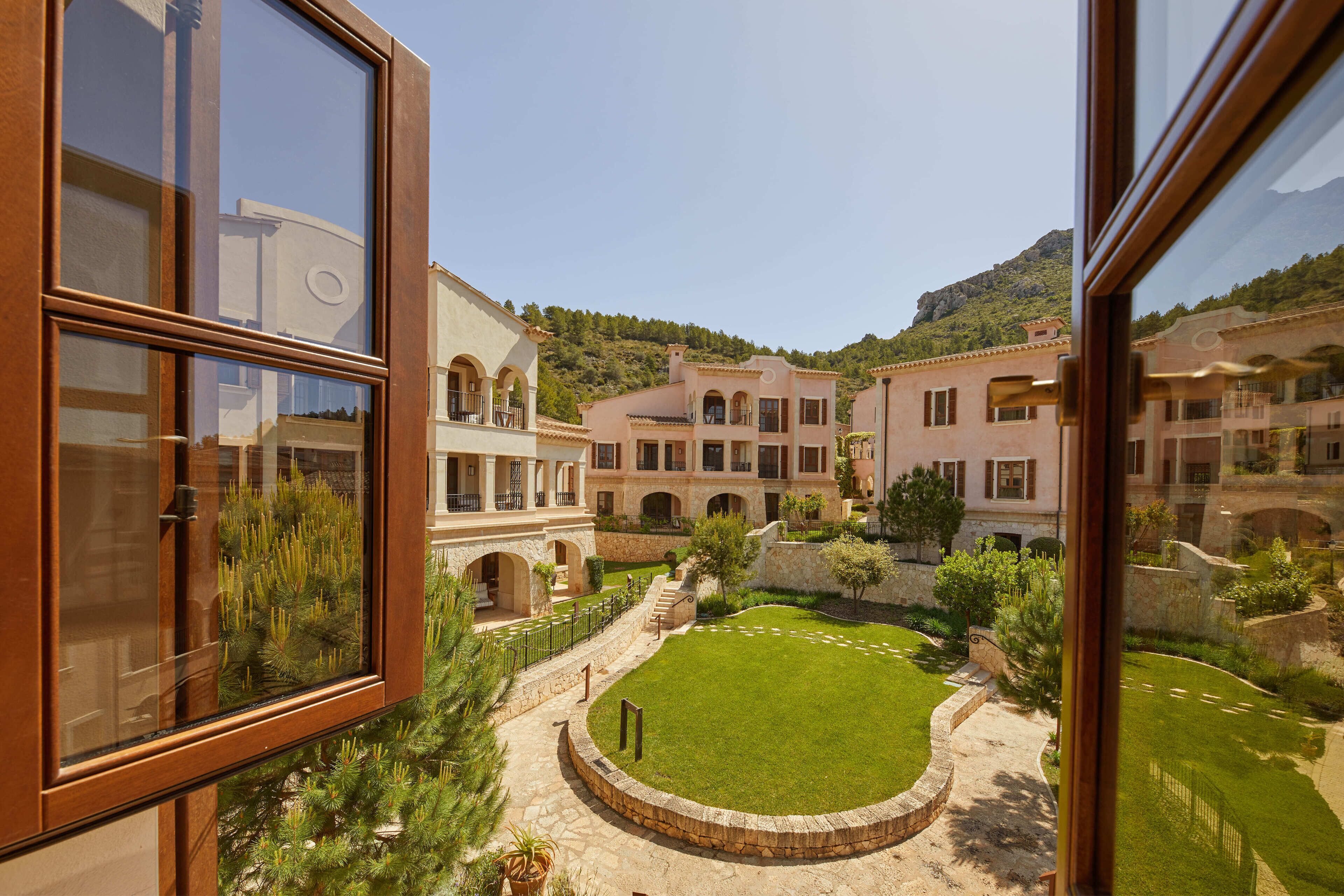 presidential suite | garden view