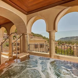 Presidential Suite | Private spa tub