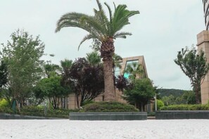 Property grounds - Mianyang Fulin Taohuadao Hotel (Mianyang)