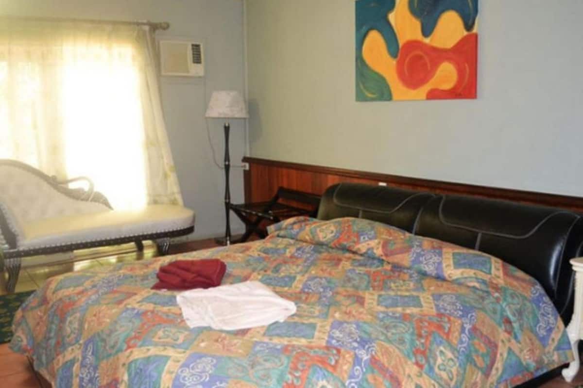 In-room safe, iron/ironing board, free WiFi, bed sheets