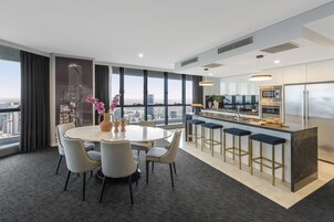 3 Bedroom Parkland Penthouse | Private kitchen | Full-size fridge, microwave, stovetop, dishwasher