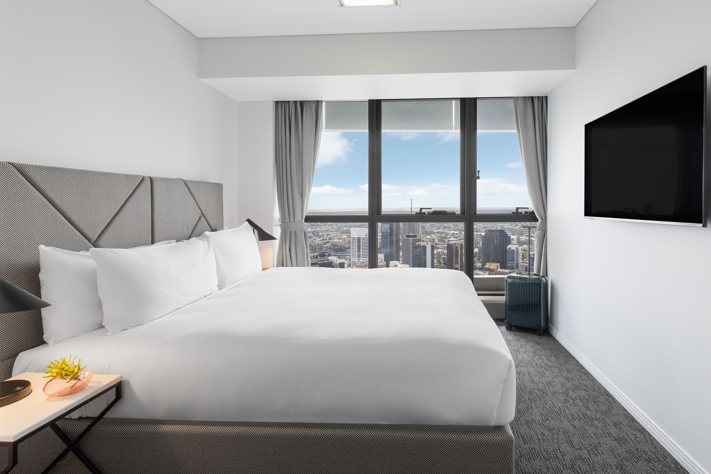 2 Bedroom Altitude Suite | Premium bedding, in-room safe, desk, blackout drapes