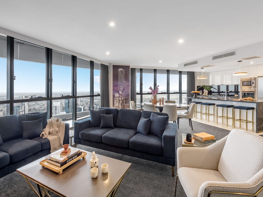 3 Bedroom Parkland Penthouse | Living area | Flat-screen TV