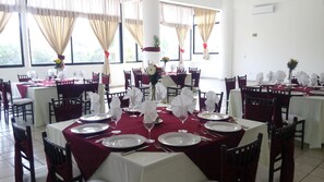 Banquet hall - Hotel Costa Brava (Manzanillo)