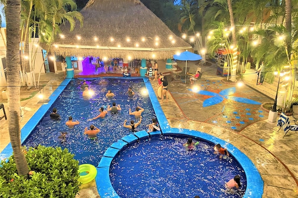 Alberca al aire libre