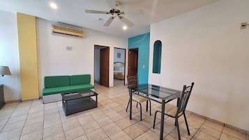 Suite, 3 Bedrooms | Living area