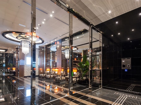 Lobby. APA Hotel Sugamo Ekimae