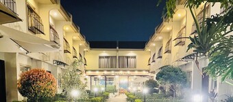 Baguio Holiday Villas