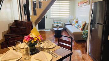 Villa, 2 habitaciones | Cocina privada | Cafetera o tetera y hervidor eléctrico