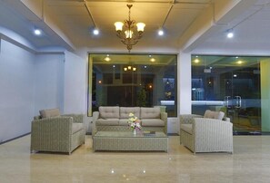 Lobby - De Ville Nakhon (Nakhon Si Thammarat)