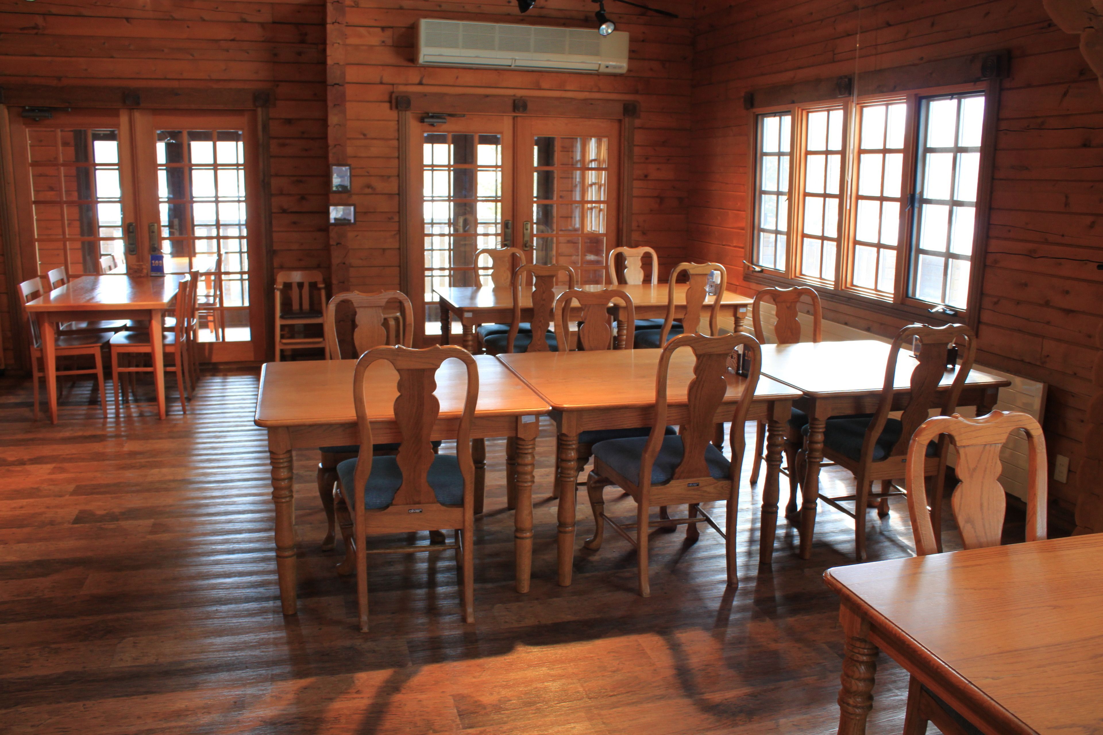 daily breakfast for a fee