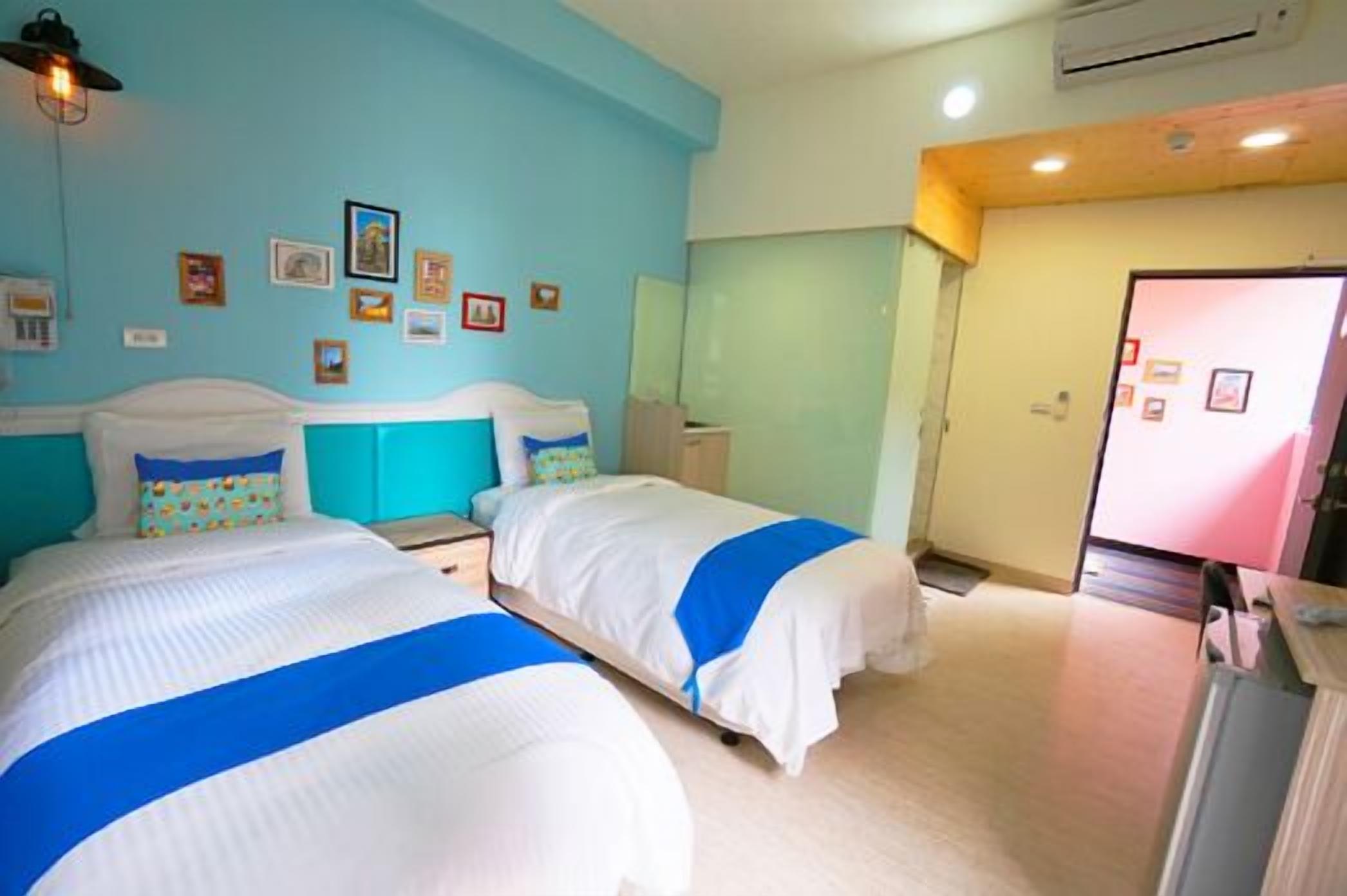 premium bedding, down duvets, desk, soundproofing