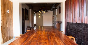 Café - KENCOZY accommodation (Bangkok)