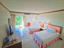 Ropa de cama de alta calidad y minibar