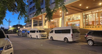 Khanom Golden Beach Hotel