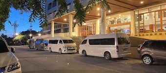 Khanom Golden Beach Hotel