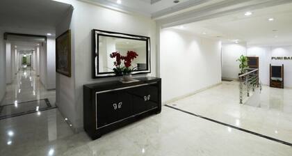 Hotel Puri Mega