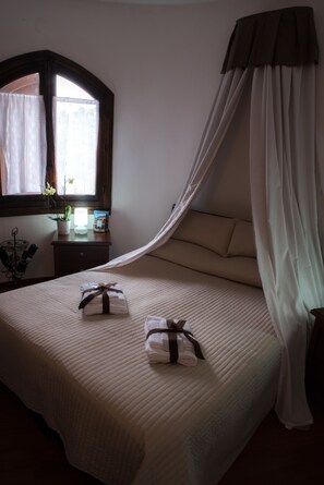 Seasonal outdoor pool - Il Castello (Piazza Armerina)