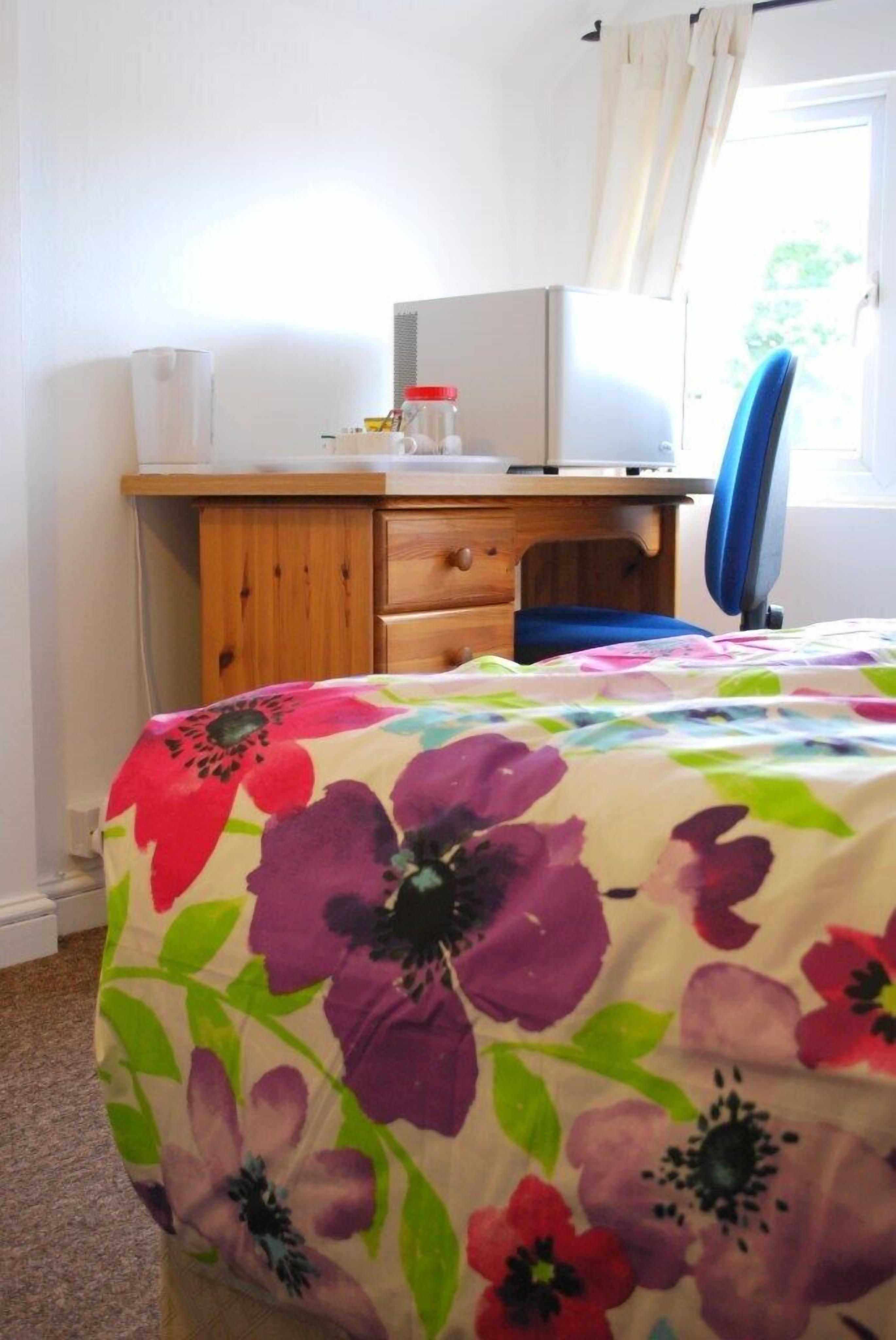 Photo - Clift Guest House